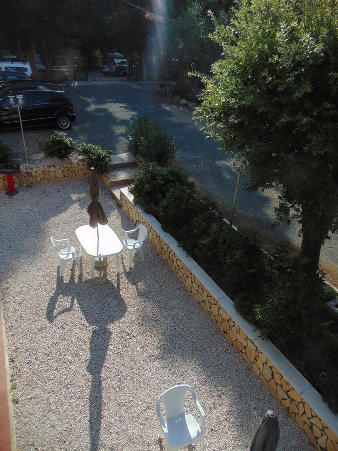 Appartamento Il Geranio Quercianella Exterior foto